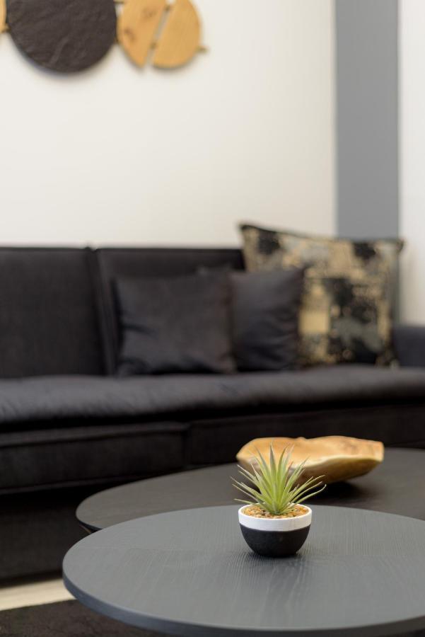 Acropolis Deluxe Apartment 雅典 外观 照片